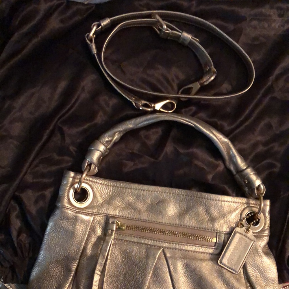 Coach Shoulder Bag - Picture 6 of 6
